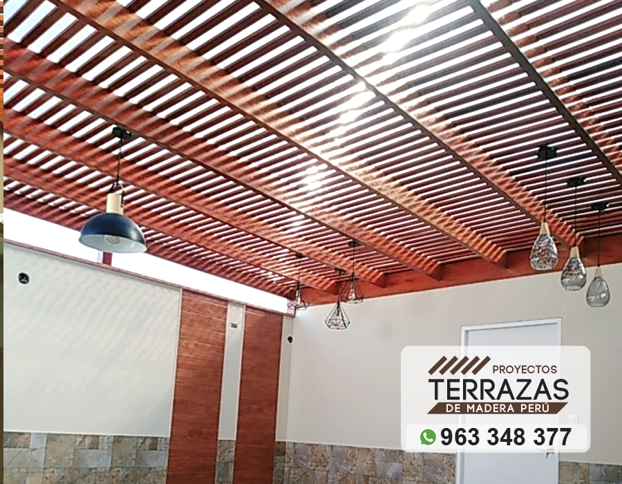 techo sol y sombra, techo de madera, estructura de madera, techos de madera, listones de madera, escalera de madera, parantes de madera, madera caoba, machihembrado, acabados en madera, acabado de madera, madera laqueada, madera barnizado, rejas de madera, madera flotante, columnas de madera, techos, madera, terrazas, terrazas de madera, proyectos de madera, proyectos, sol y sombra, sombra de madera